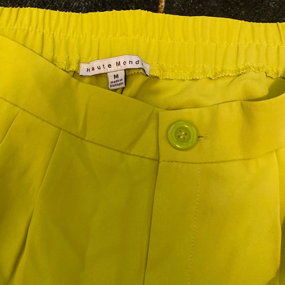 Women’s *lime green* wide leg dress pants, size Medium
